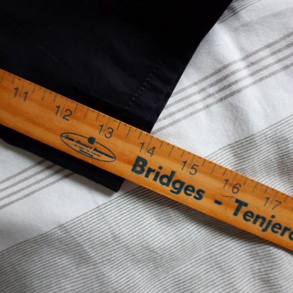 Stamp 10 Size 12 Women's Bermuda Dress Walking Shorts Black Roll up hem - Picture 4 of 5